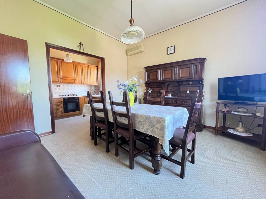 Villa a Moglia in Via Giuseppe Garibaldi, 48 - Foto 4