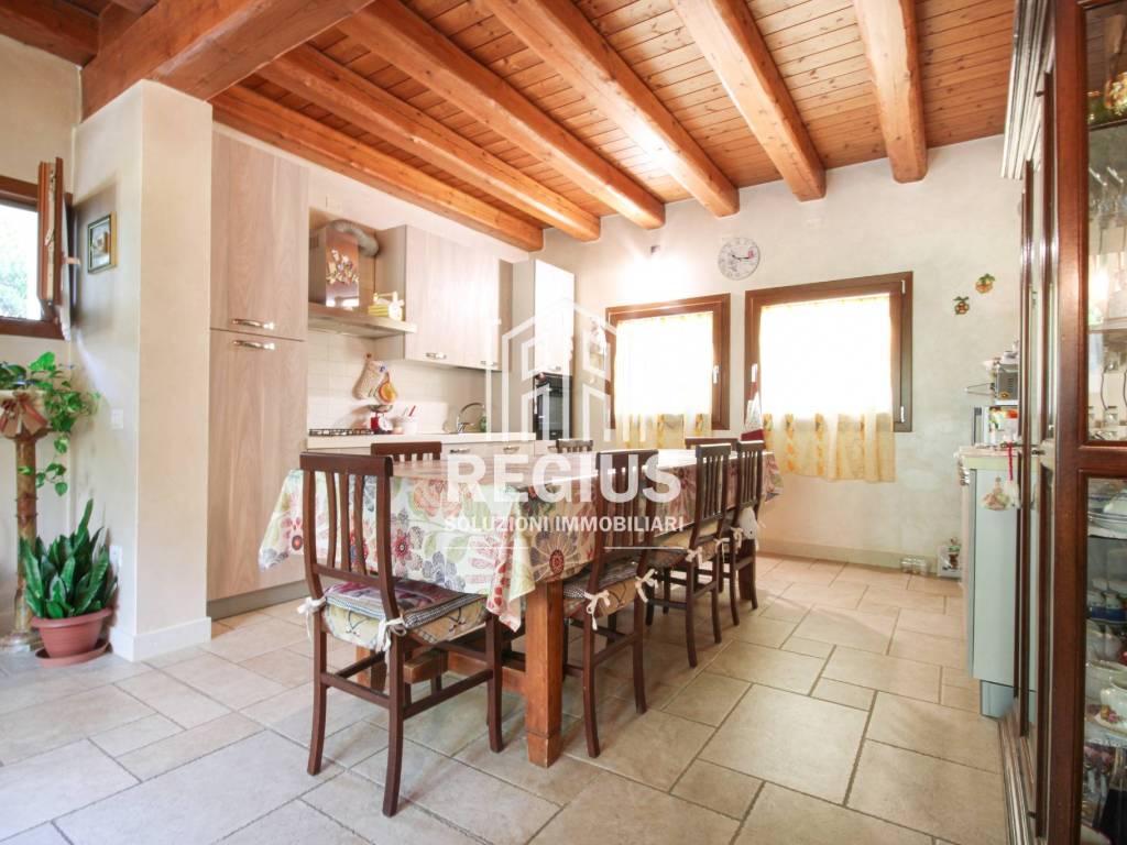 Villa a Camposampiero in Via Giuseppe Ungaretti, 44 - Foto 2