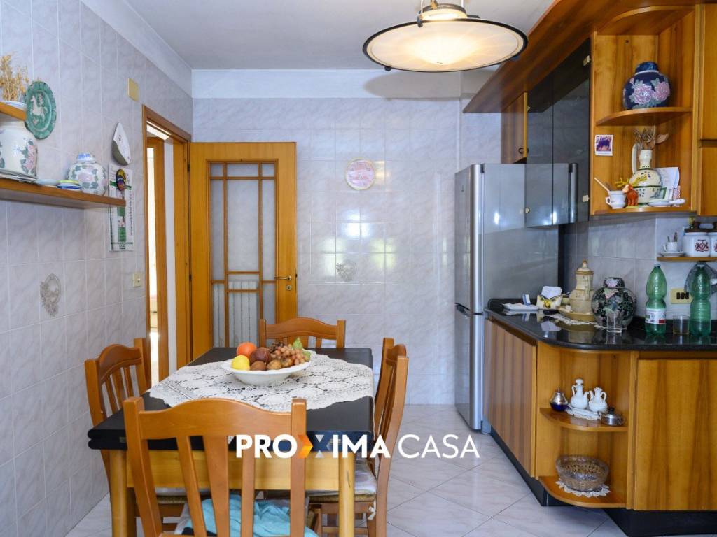 Appartamento a Salerno in Via Quintino di Vona 9 - Foto 4