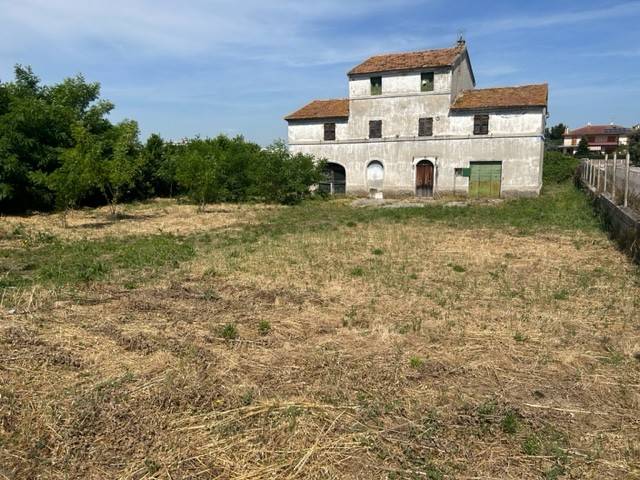 Casa indipendente a Falconara marittima in Via 25 Aprile - Foto 2