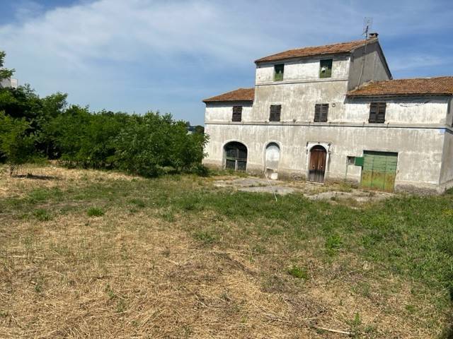 Casa indipendente a Falconara marittima in Via 25 Aprile - Foto 3