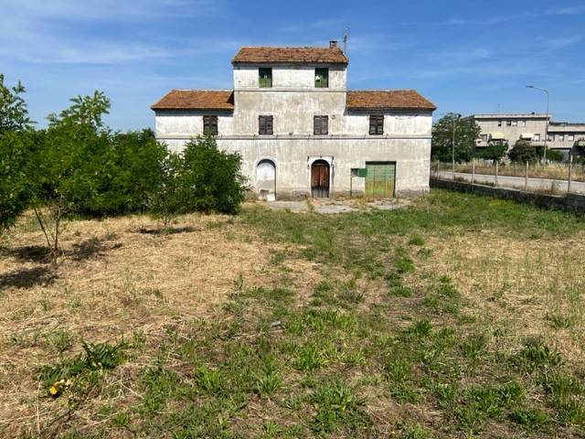 Casa indipendente a Falconara marittima in Via 25 Aprile - Foto 4