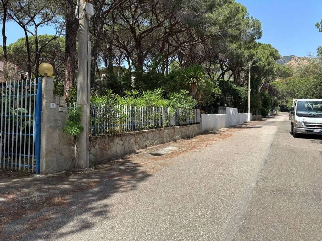 Villa a Pula in Viale Delle Pleiadi - Foto 3