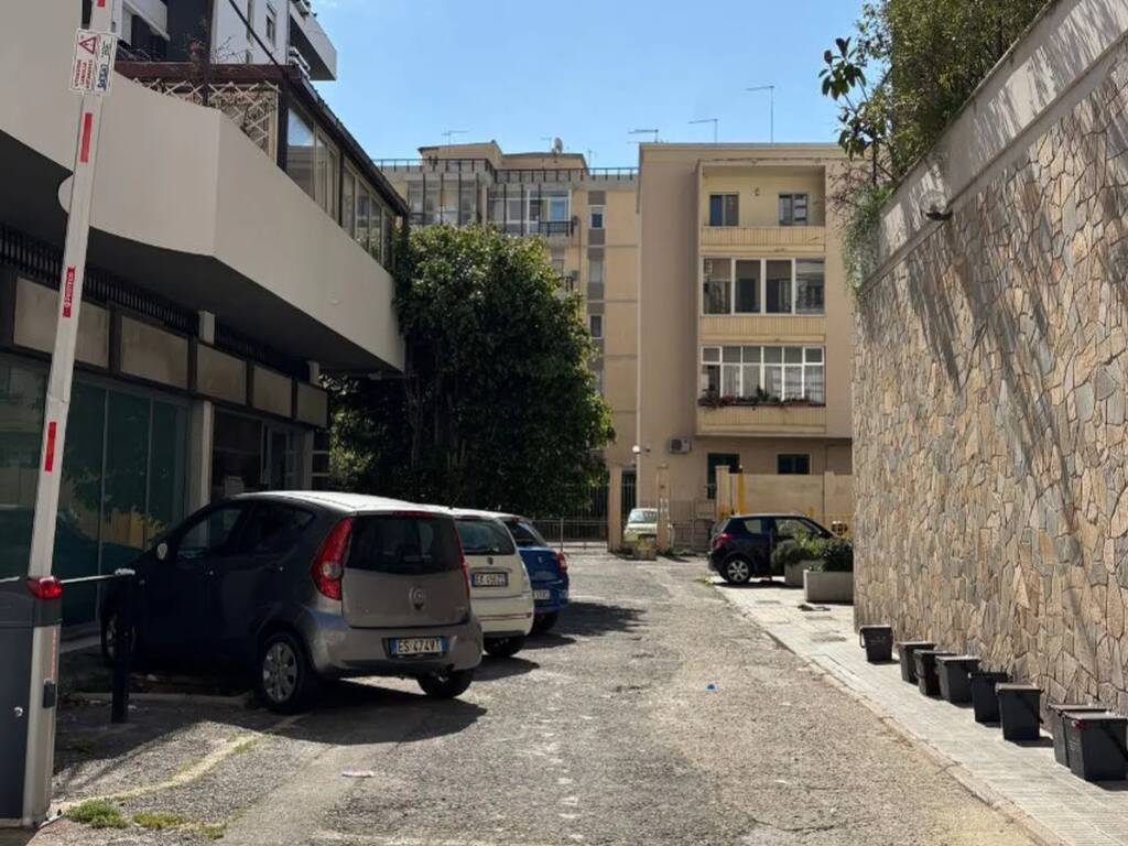 Appartamento a Cagliari in Via Arrigo Boito - Foto 2