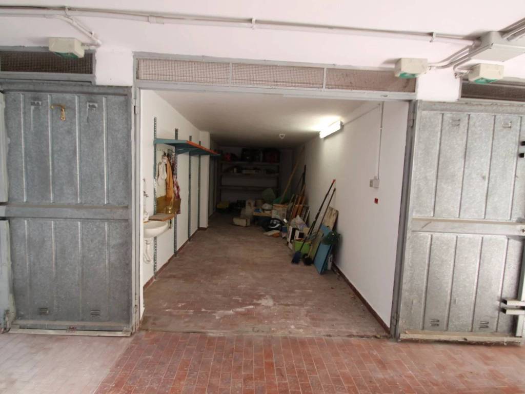 Box / garage a Borghetto santo spirito in Via Ticino, 4 - Foto 4