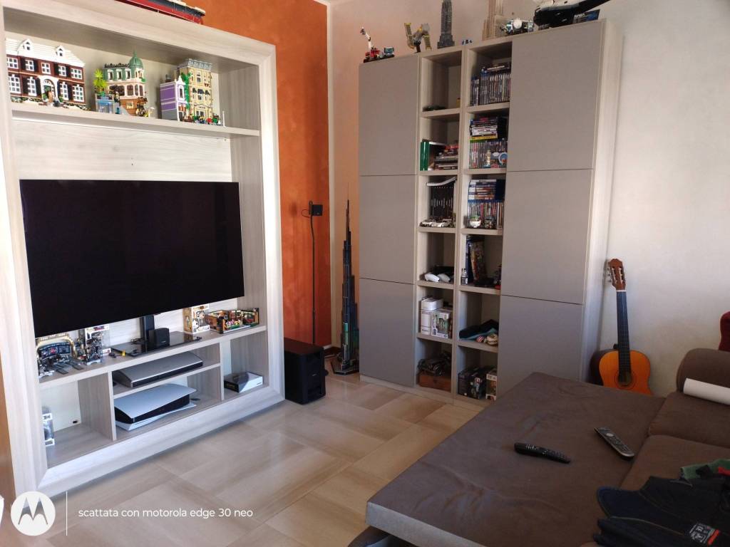 Palazzo / stabile a Novara in Viale Giuseppe Giuliano Allegra, 15 - Foto 2