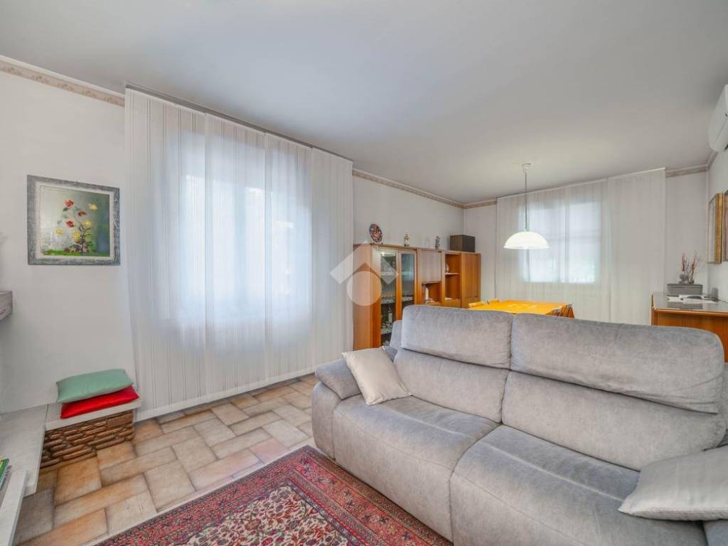 Villa a Carpi in Strada Statale Romana Nord, 39 - Foto 5
