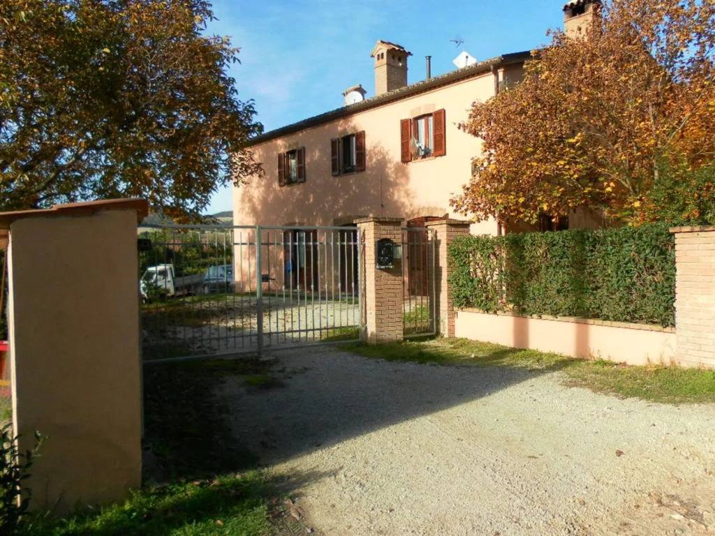 Villa a Pergola in Località Valrea No Number - Foto 2