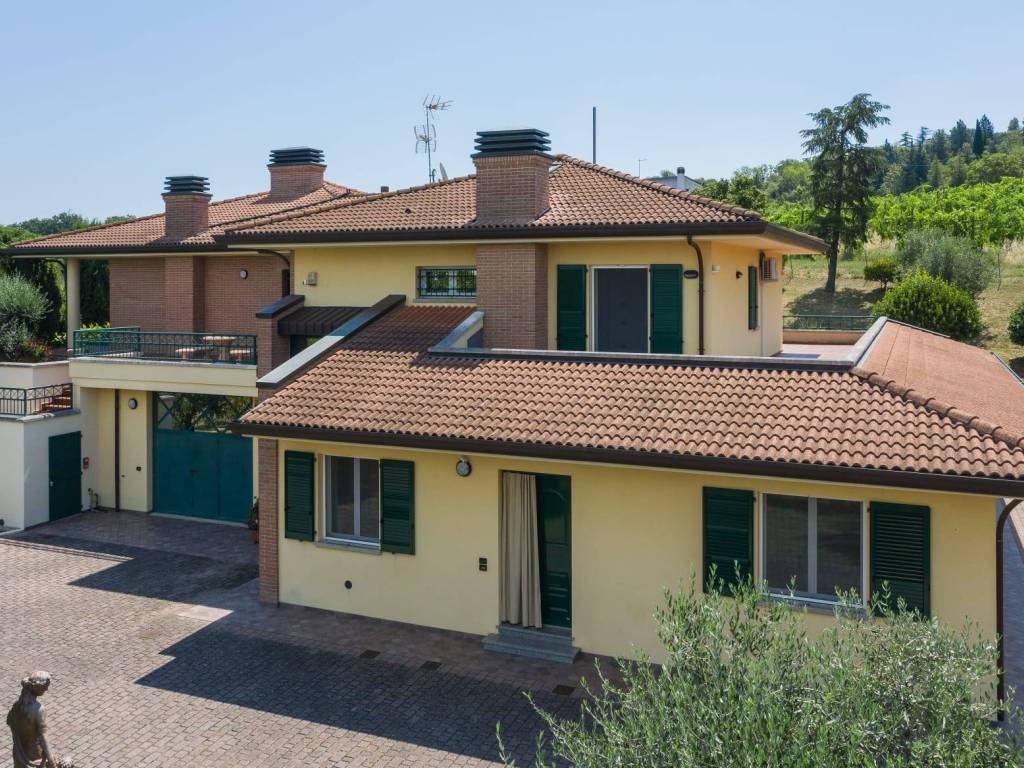 Villa a Santarcangelo di romagna in via Traversale Marecchia 5680 - Foto 2