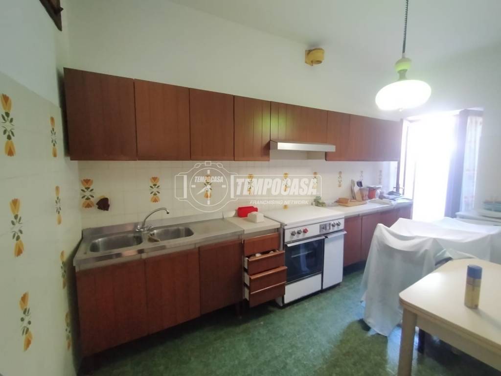 Appartamento a Stellanello in Piazza della Chiesa - Foto 5