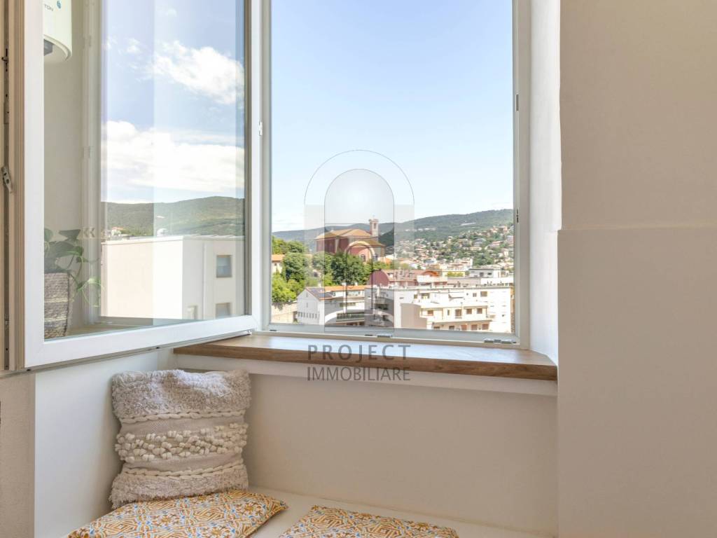 Appartamento a Trieste in Via dei Giuliani, 4 - Foto 2