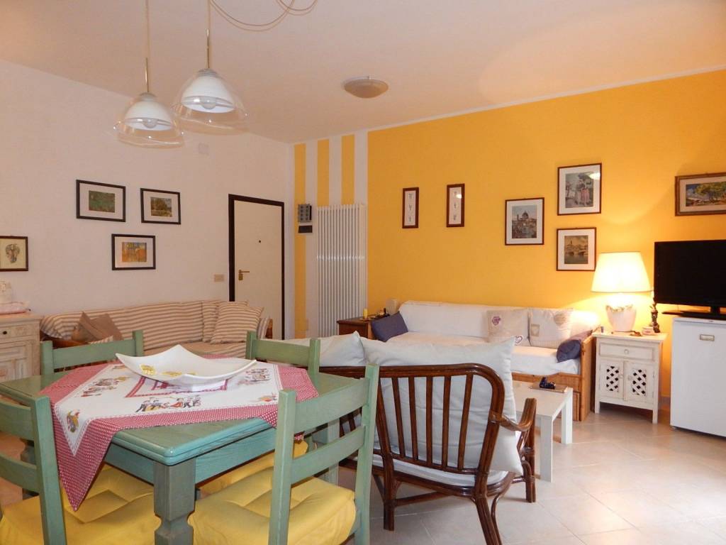 Appartamento a Castagneto carducci in Via Silvio Pellico - Foto 3