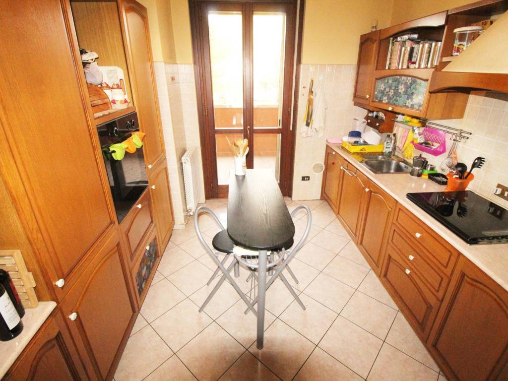 Appartamento a Gorla maggiore in Via Roma, 11 - Foto 3