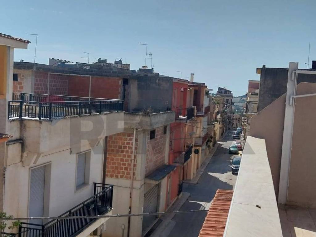 Casa indipendente a Rosolini in via Platamone, 59 - Foto 2