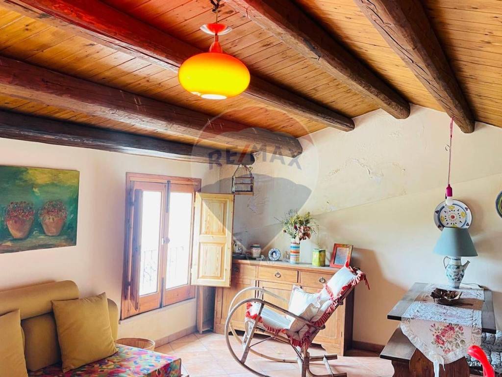 Casa indipendente a Monterosso almo in via archimede, 26 - Foto 3