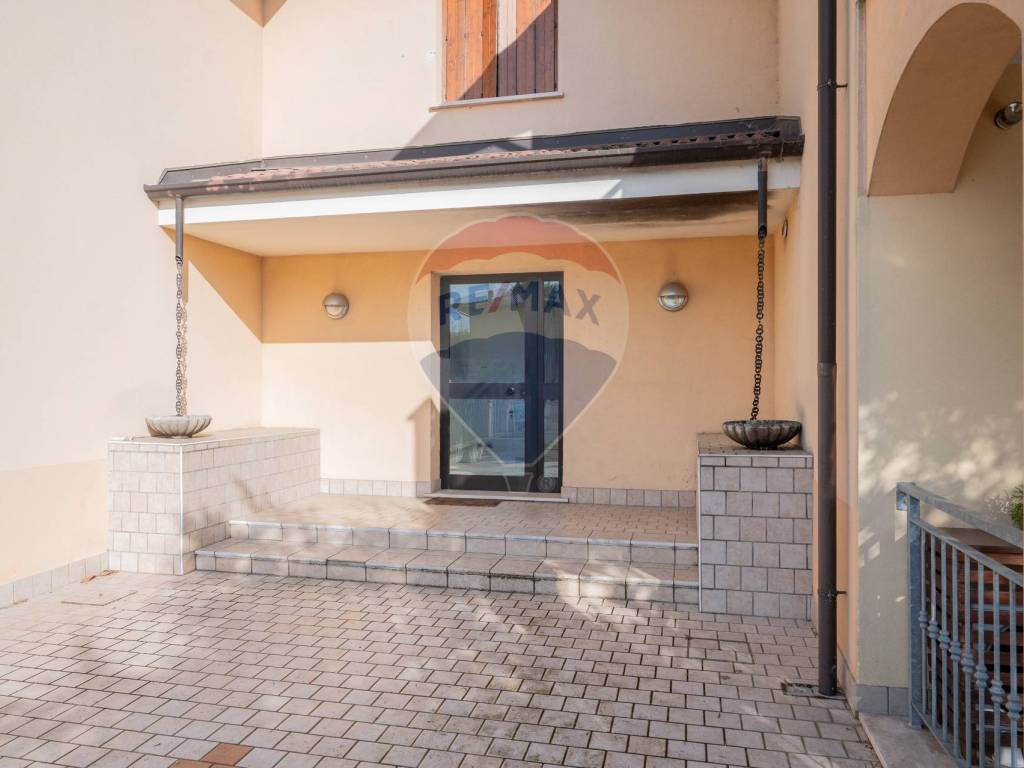 Appartamento a Dosolo in VIA GANDHI, 9 - Foto 3