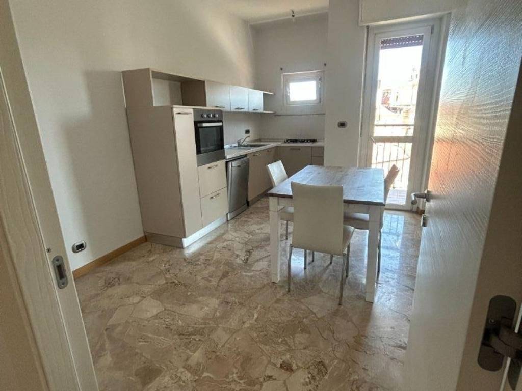Appartamento a Asti in Piazza Porta Torino, 6 - Foto 4