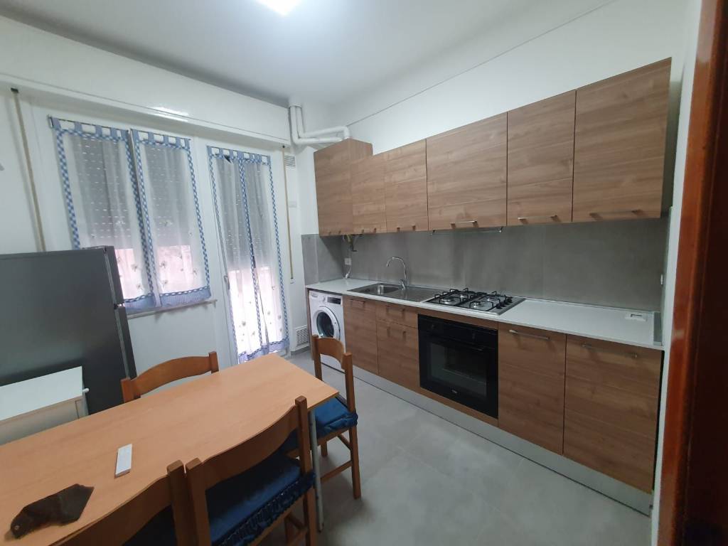 Appartamento a Ancona in Via Rovereto - Foto 3