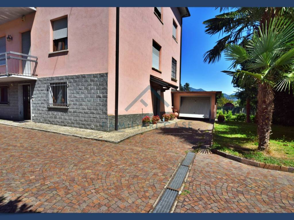 Villa a Daverio in Via Fiume - Foto 2