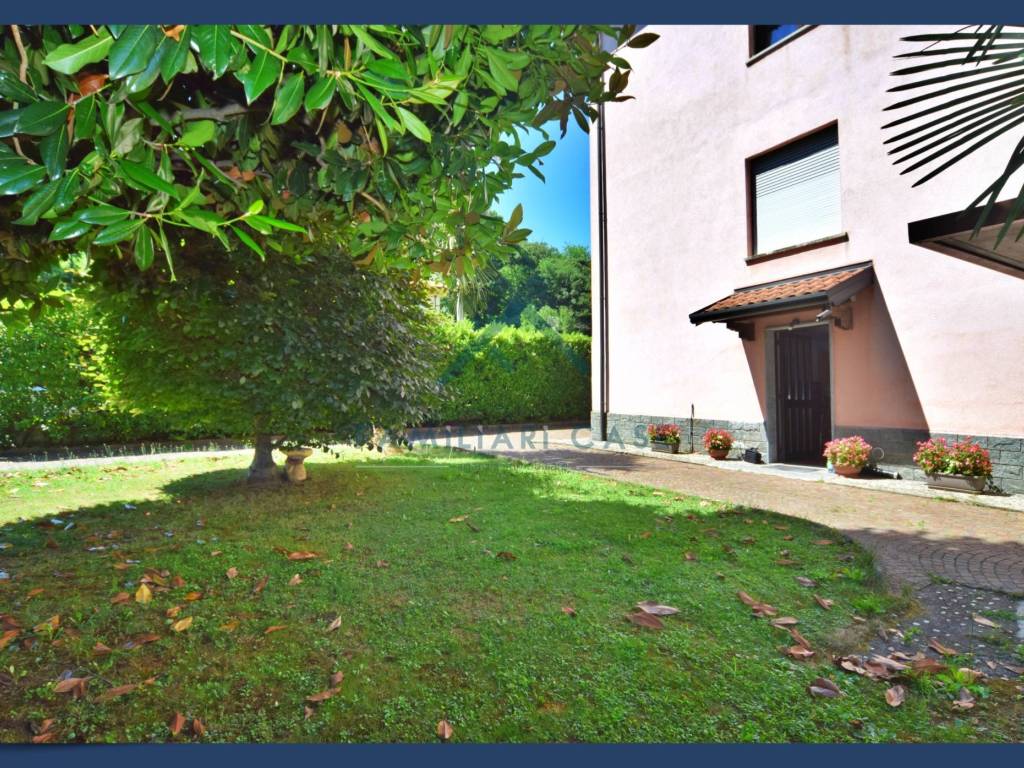 Villa a Daverio in Via Fiume - Foto 3