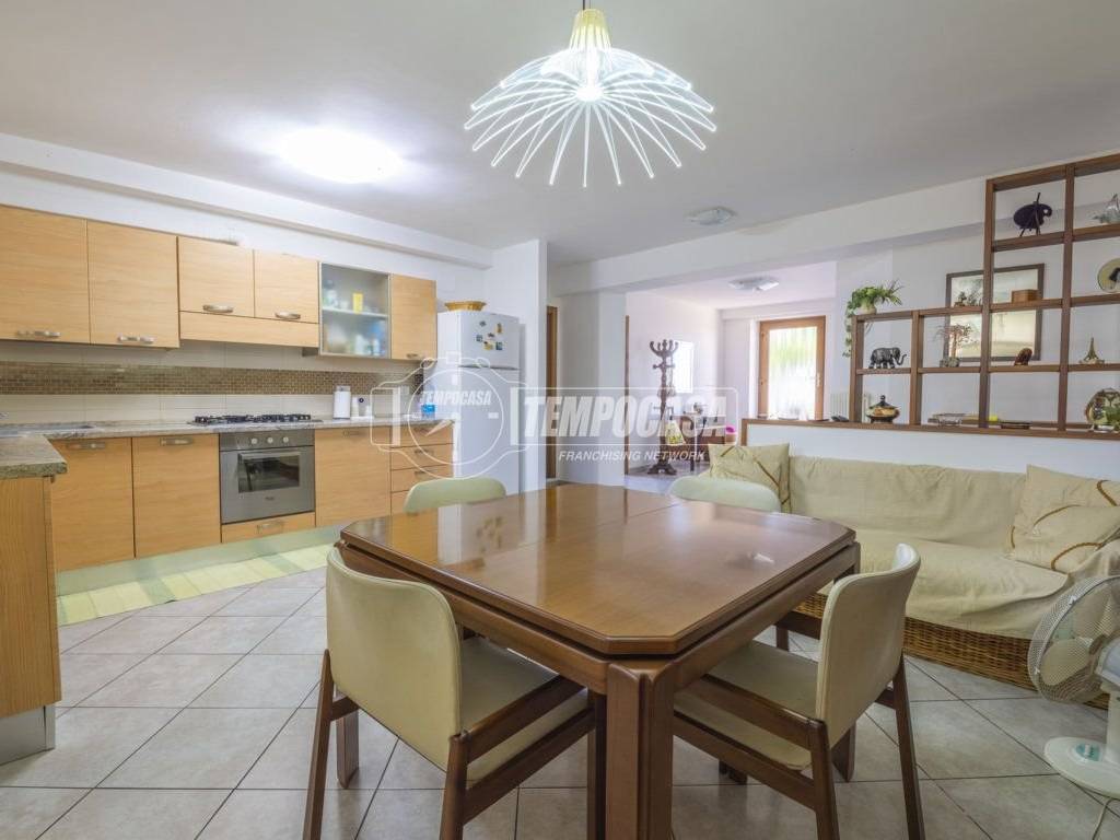 Appartamento a Corridonia in Contrada Fonte Lepre, 2 - Foto 4