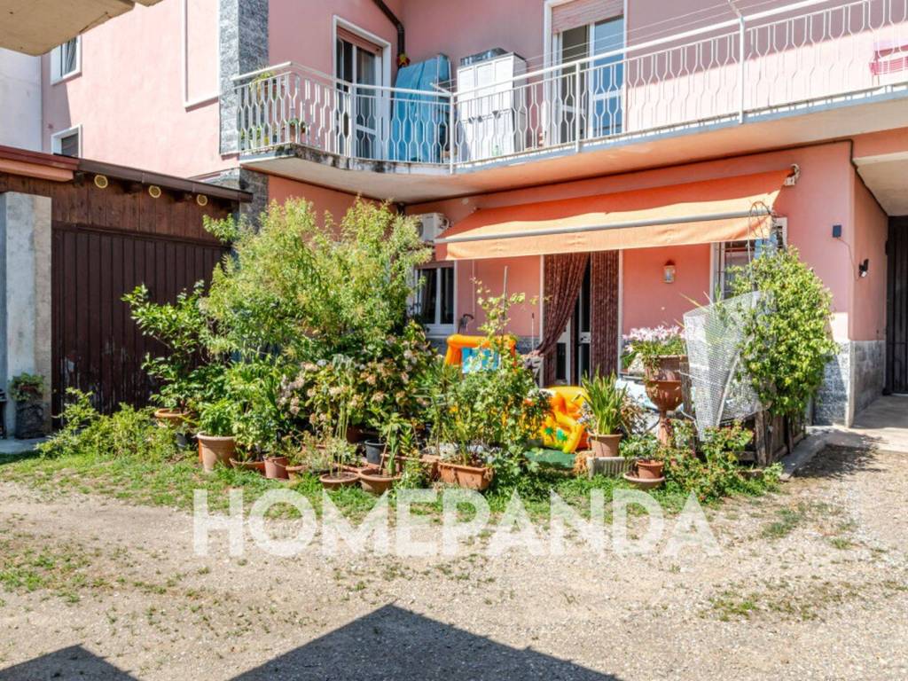 Casa indipendente a Samarate in Via Pola, 12 - Foto 3