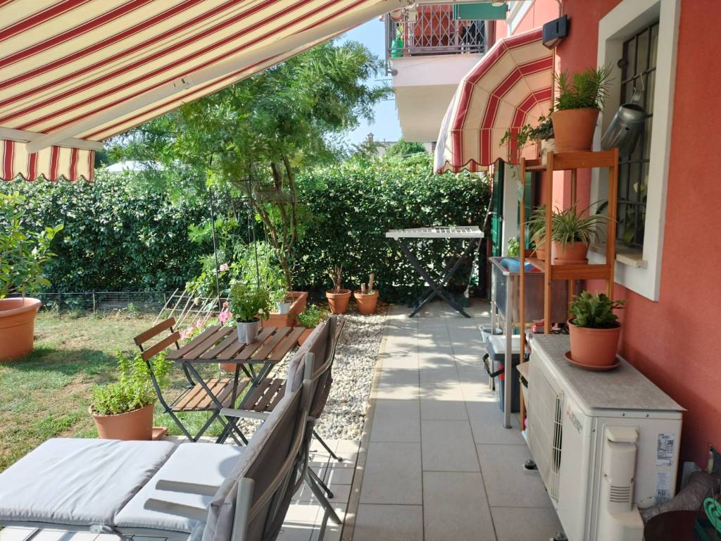 Appartamento a Capriva del friuli in Via San Lorenzo, 12 - Foto 4