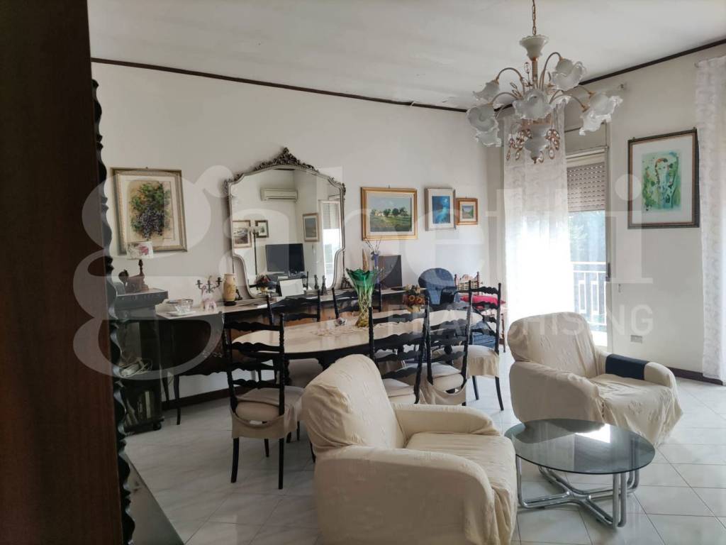 Appartamento a Caltanissetta in VIA F. PALADINI , 68 - Foto 4