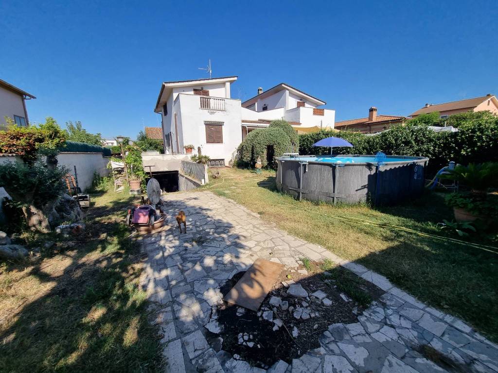 Villa a Ardea in Via Siena - Foto 2