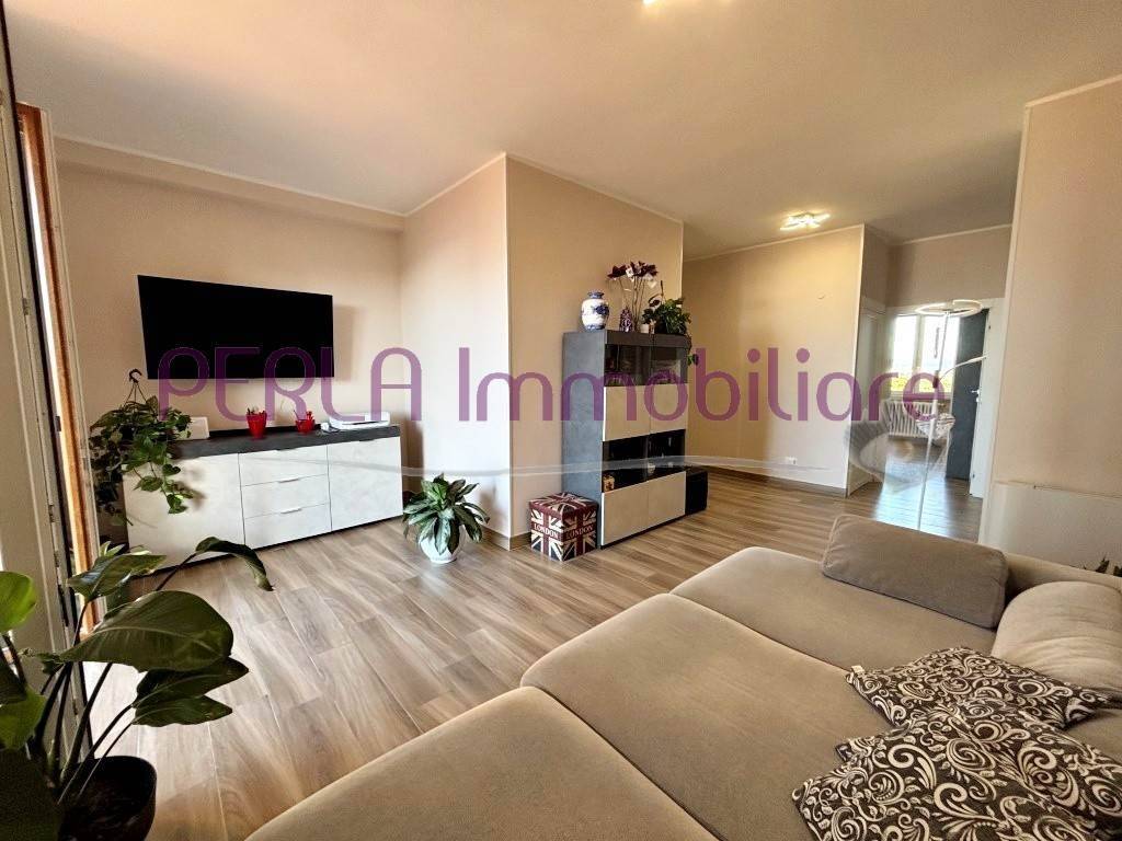 Appartamento a Follonica in Via Bicocchi 99/A - Foto 2