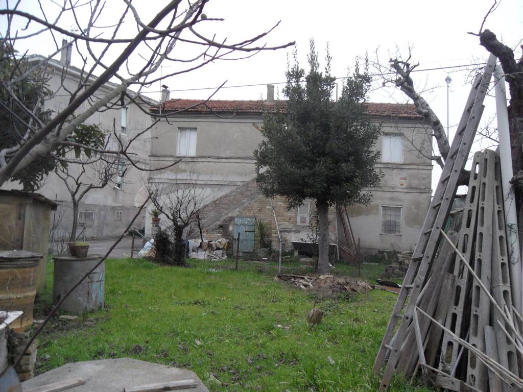 Rustico / casale a Civitanova marche - Foto 3