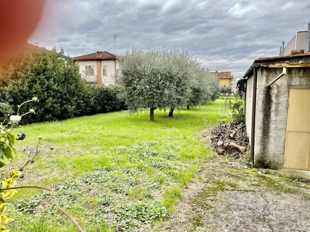 Terreno a Monsummano terme in Via Risorgimento, 200 - Foto 3