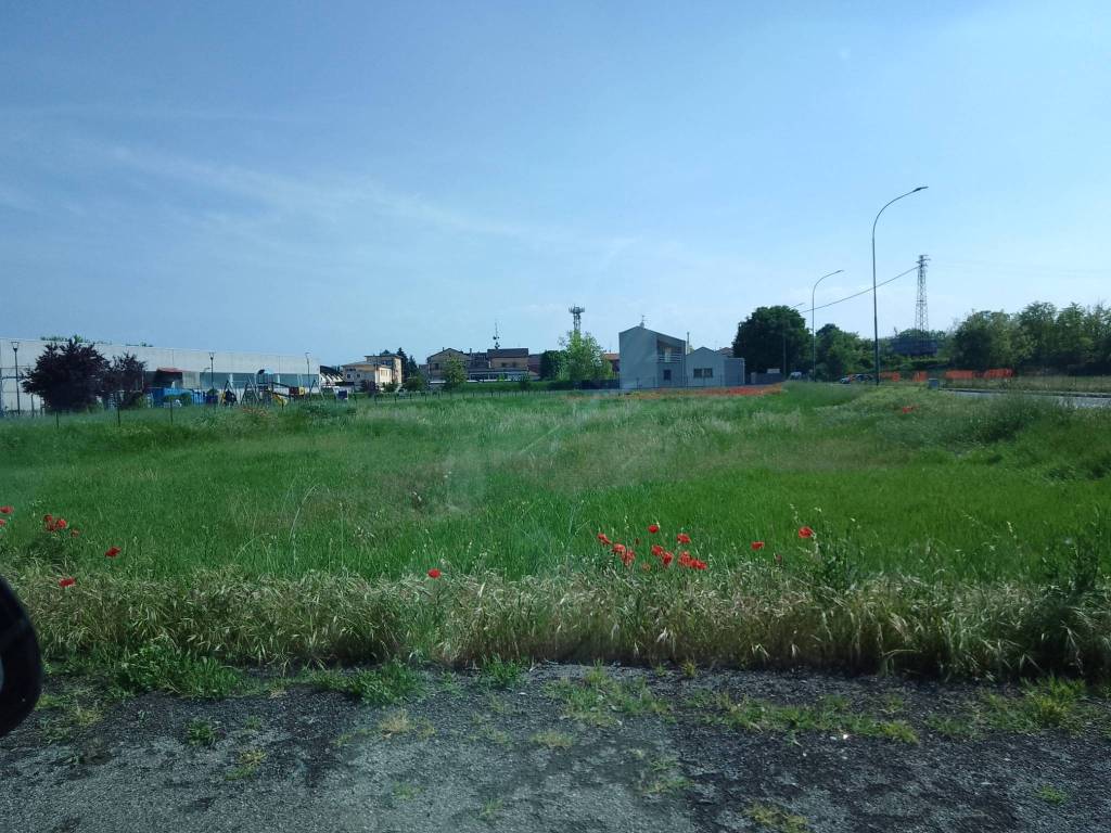 Terreno a Piacenza in Via dei Bazachi - Foto 2