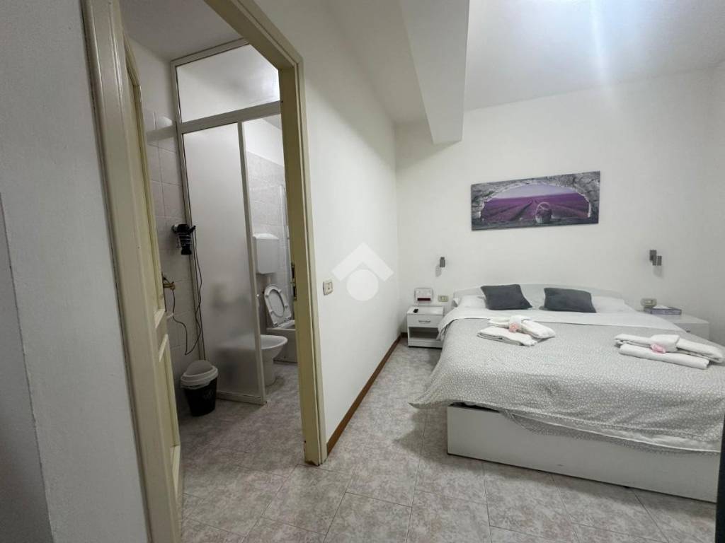 Appartamento a Reggio emilia in Via Martiri della Bettola, 1 - Foto 4