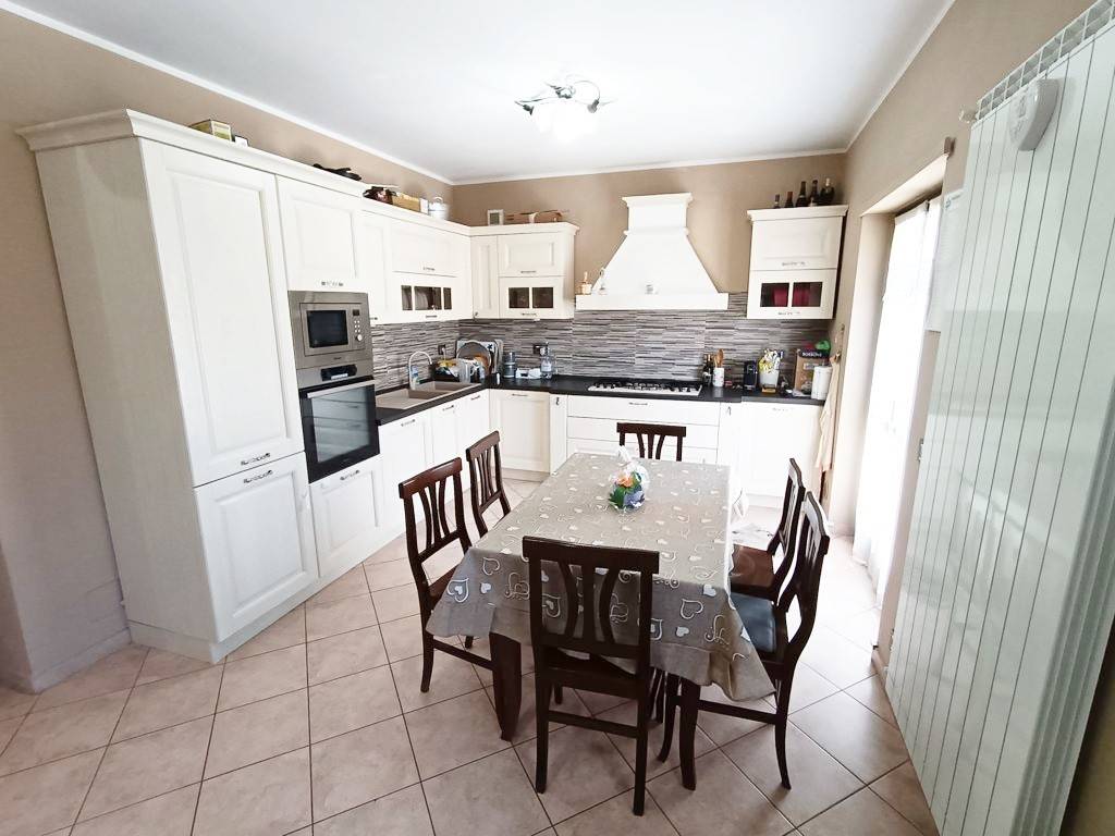 Appartamento a Avezzano in Via Giovanni Liberati - Foto 3