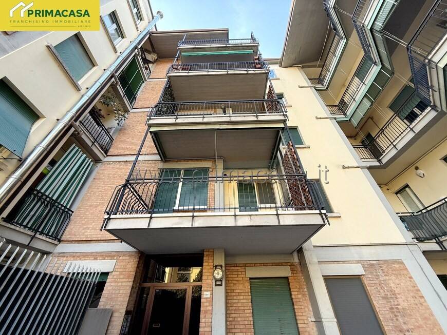 Appartamento a Verona in Via Manassero, 10 - Foto 2