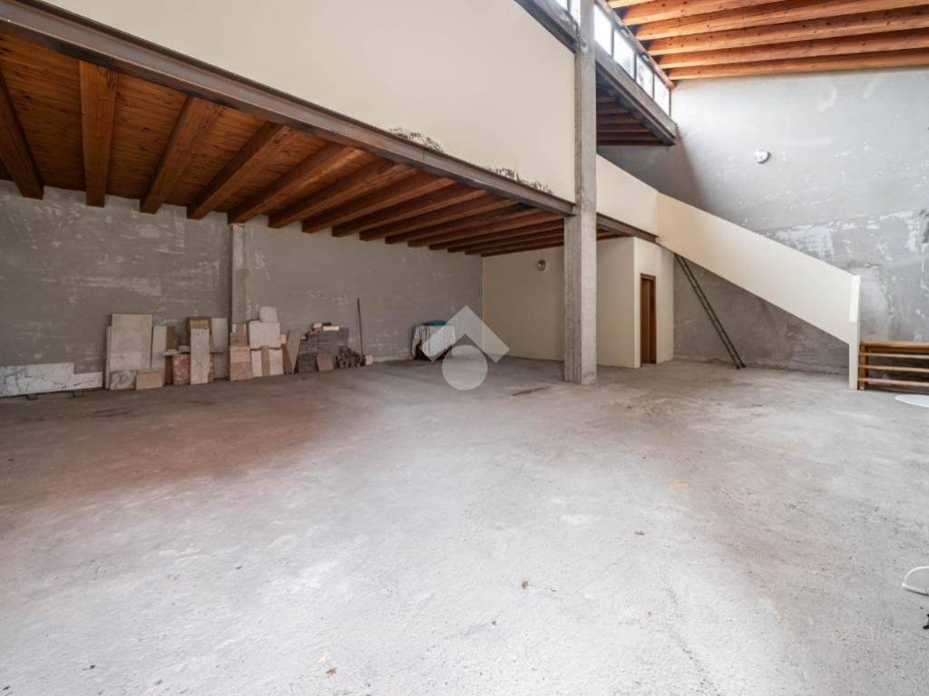 Casa indipendente a Verona in Via Giambattista Moschini, 22 - Foto 3