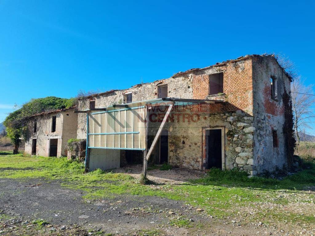 Rustico / casale a Sarzana - Foto 2