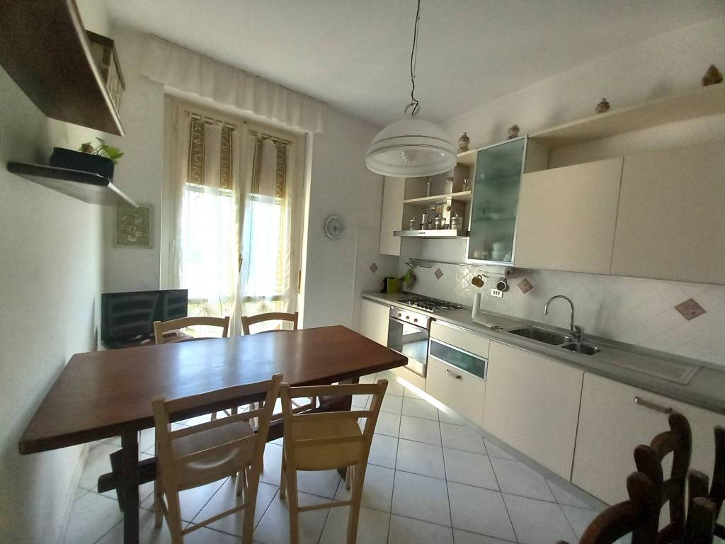 Appartamento a Sesto fiorentino in Via degli Olivi - Foto 3