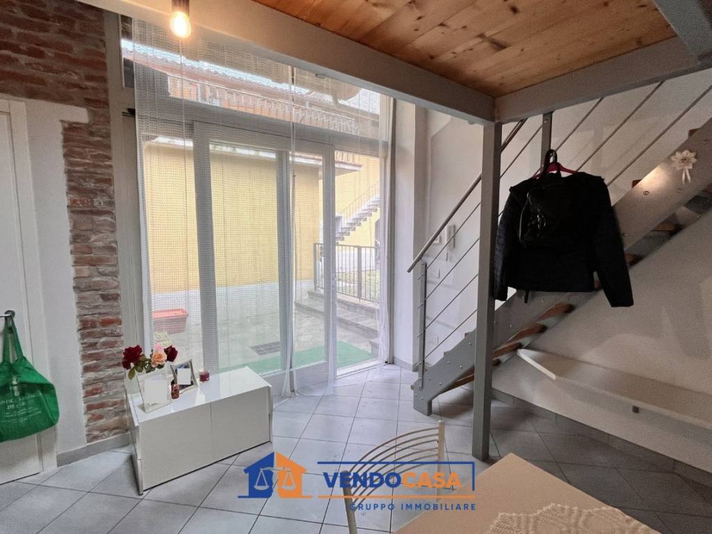 Appartamento a Cherasco in Via Camillo Benso di Cavour, 76 - Foto 2