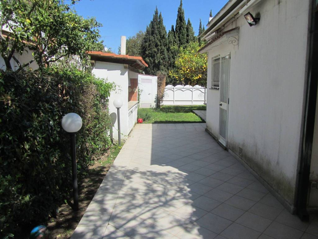 Villa a San felice circeo in Via Calypso - Foto 2