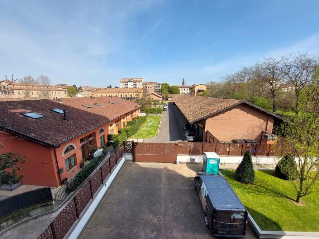 Appartamento a Piacenza in Viale Pubblico Passeggio, 42, 29121 Piacenza PC, Italia - Foto 3