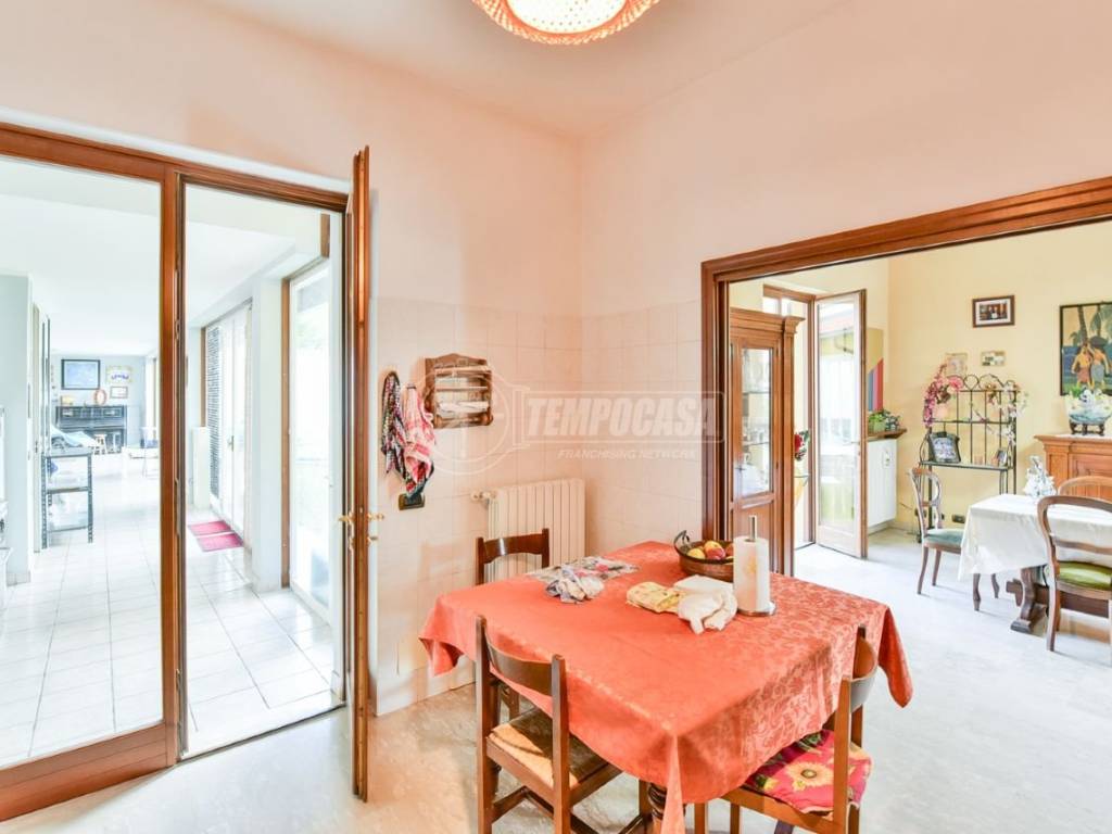 Villa a Erba in Via Riazzolo - Foto 5