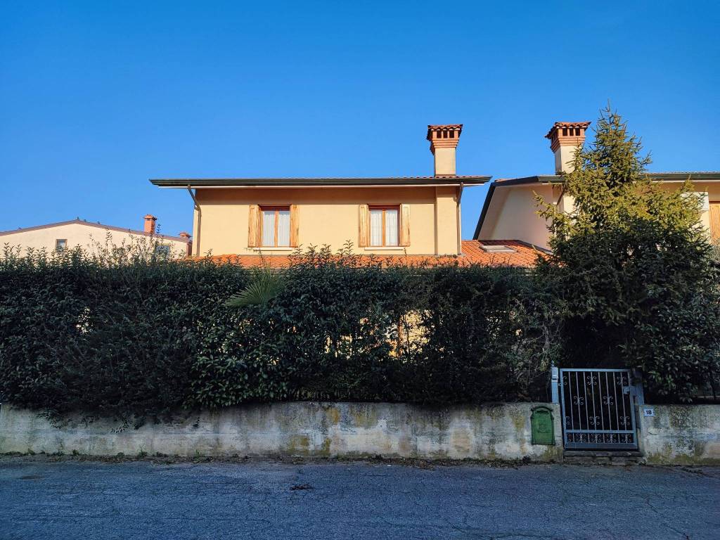 Villa a Azzano decimo in Via dei Gelsi - Foto 3