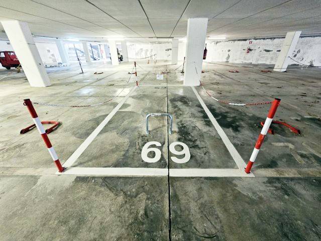 Box / garage a Cattolica in Viale Giosuè Carducci - Foto 3