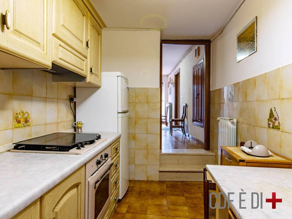 Appartamento a Pozzaglia sabina in Via Pie' di Terra - Foto 5