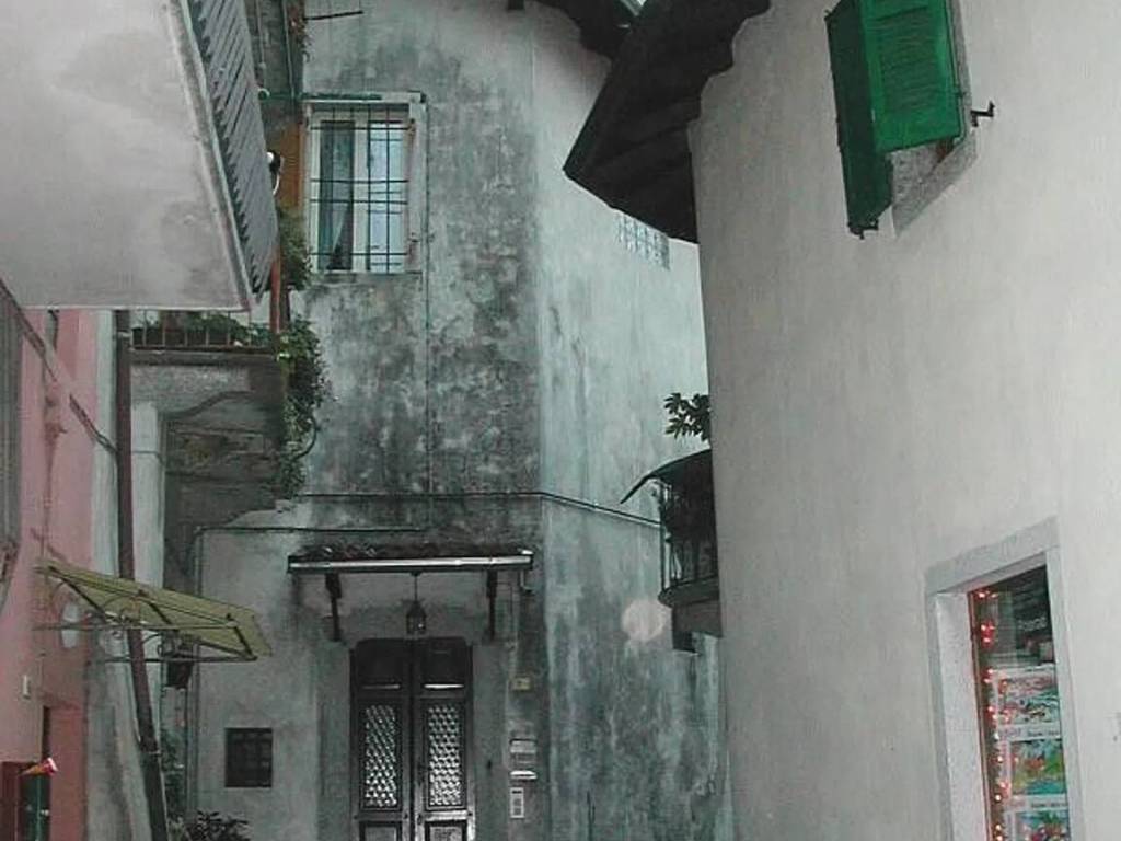 Appartamento a Mergozzo in Via B. Besozzi, 3 - Foto 4