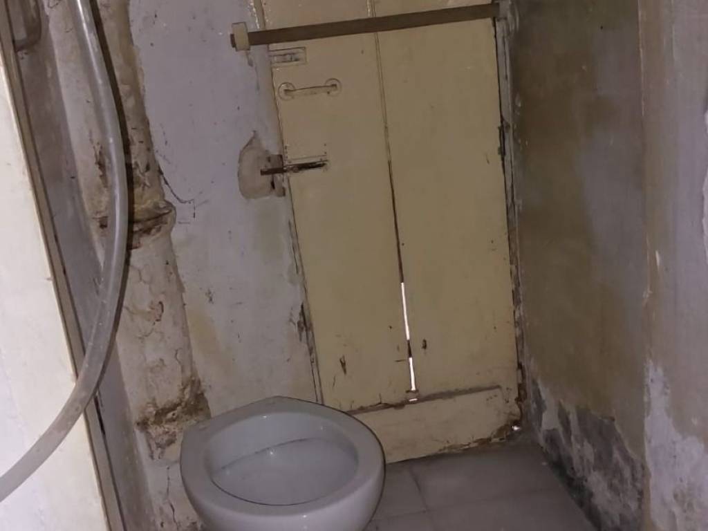 Appartamento a Taranto in Via Duca degli Abruzzi, 109 - Foto 4