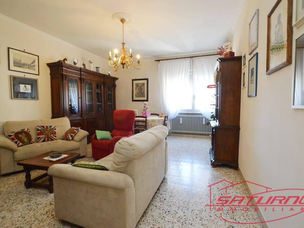 Appartamento a Lucca in Lucca, Via Sant'Anna - Foto 3