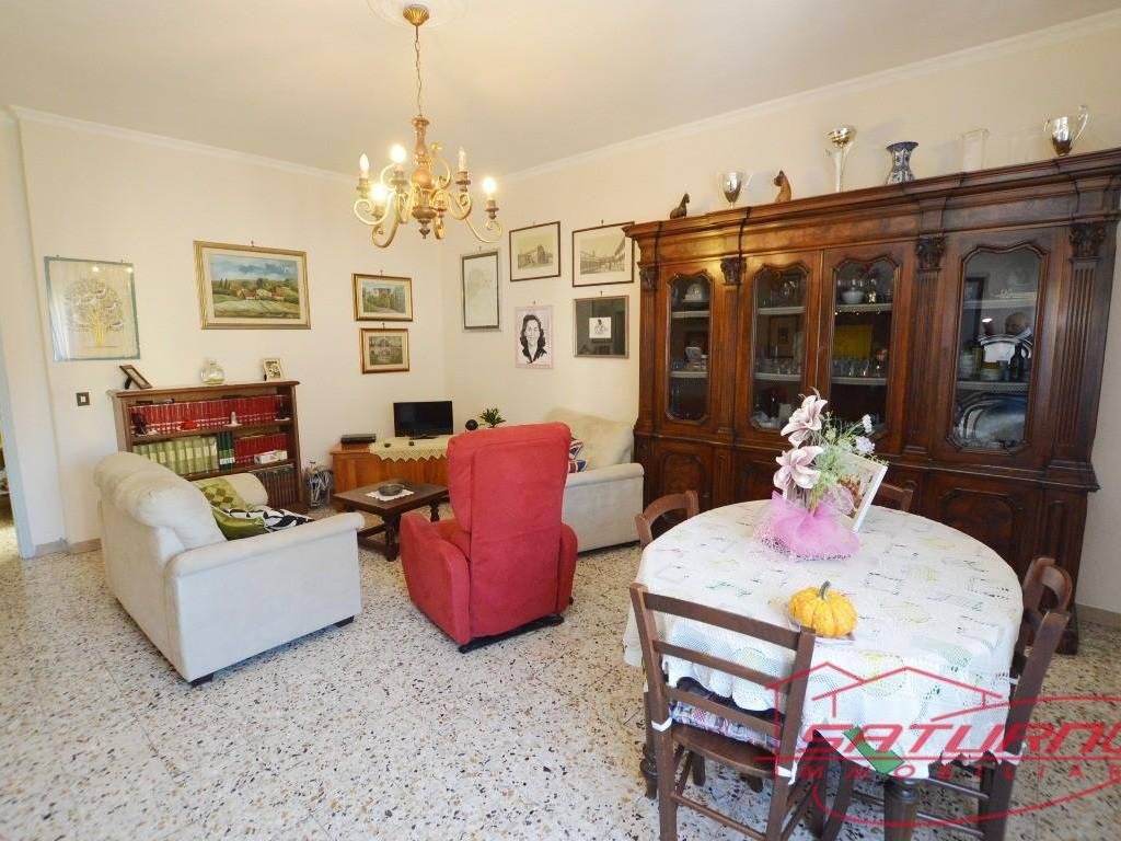 Appartamento a Lucca in Lucca, Via Sant'Anna - Foto 5